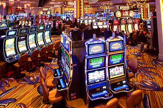 Online Casino with Free Credit: What You Need to Know Before You Play